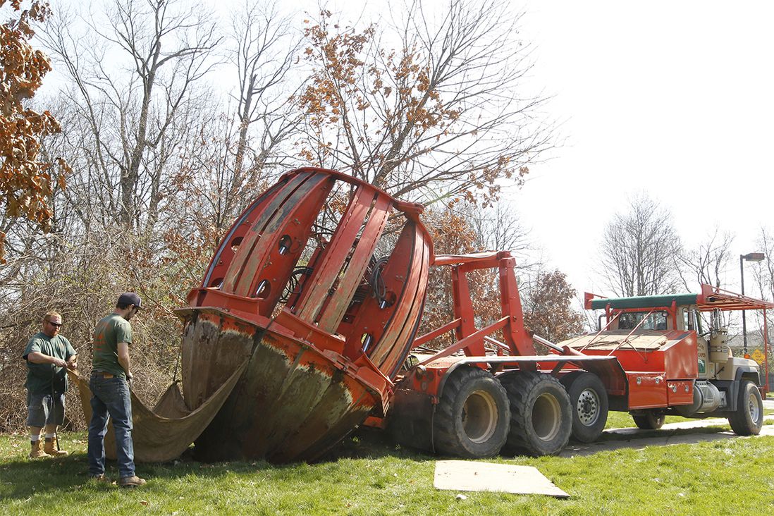A 20-foot tree, grown from an acorn of the 600-year-old white oak, was removed from the Union County College campus (NJ Advance Media via AP)